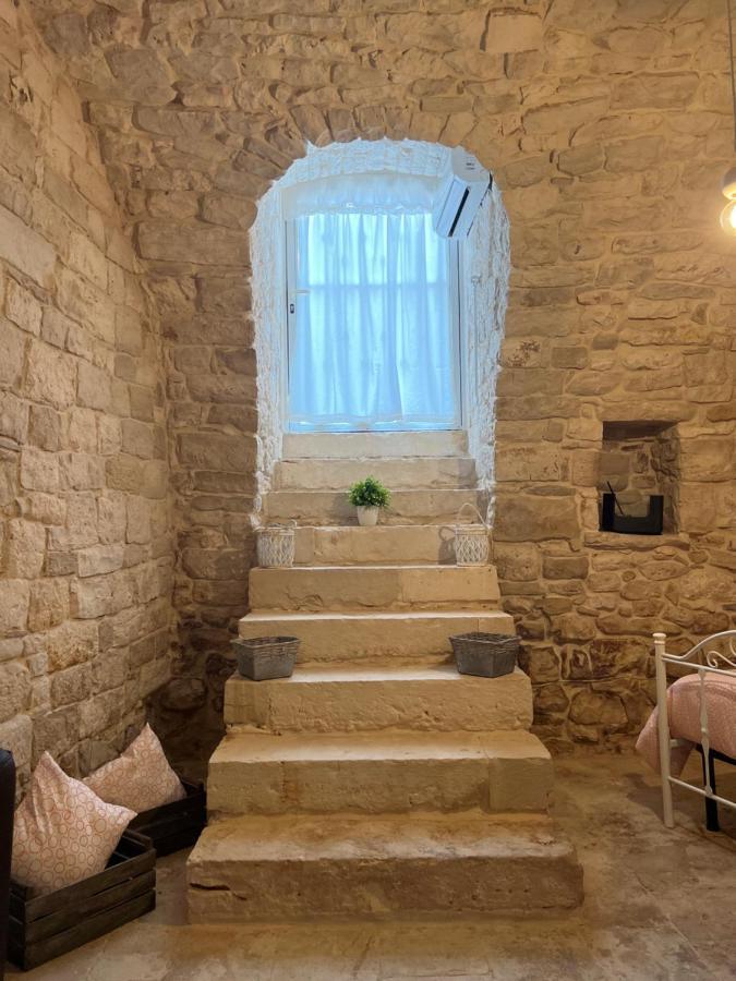 Dimora Martina Bed & Breakfast Loseto ภายนอก รูปภาพ